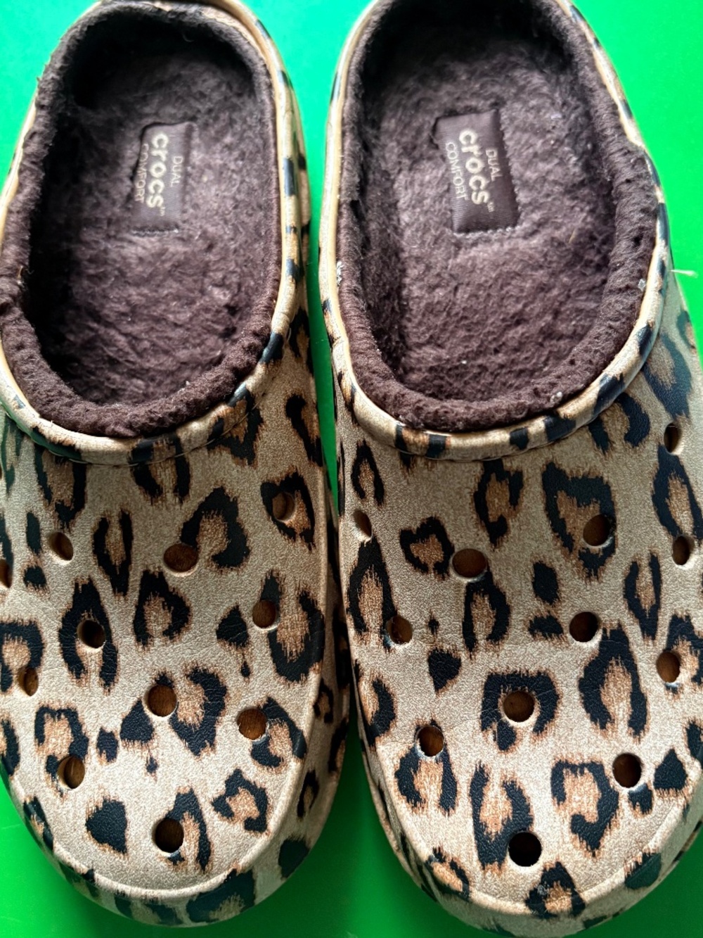 Crocs Women's Freesail Leopard Print Faux Fur Lined Slip On Clogs S